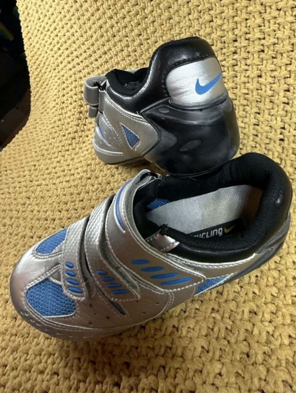 Nike Altea II Women's Cycling Shoes Size 6.5 - Picture 4 of 10